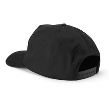 Load image into Gallery viewer, Classic A16 Snapback: Black
