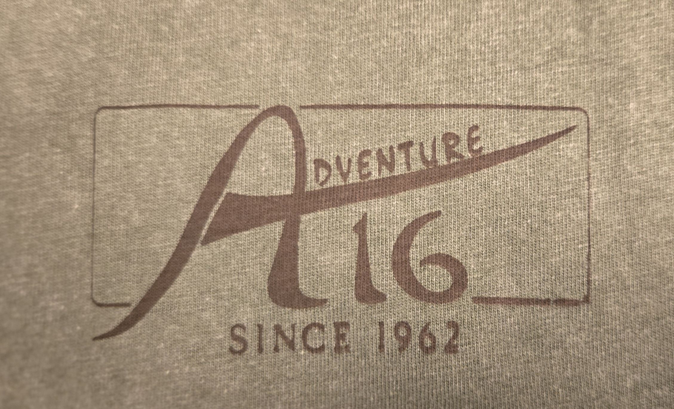 VINTAGE "JOHN MUIR LIVES" STONEWASHED T-SHIRT OLIVE GREEN