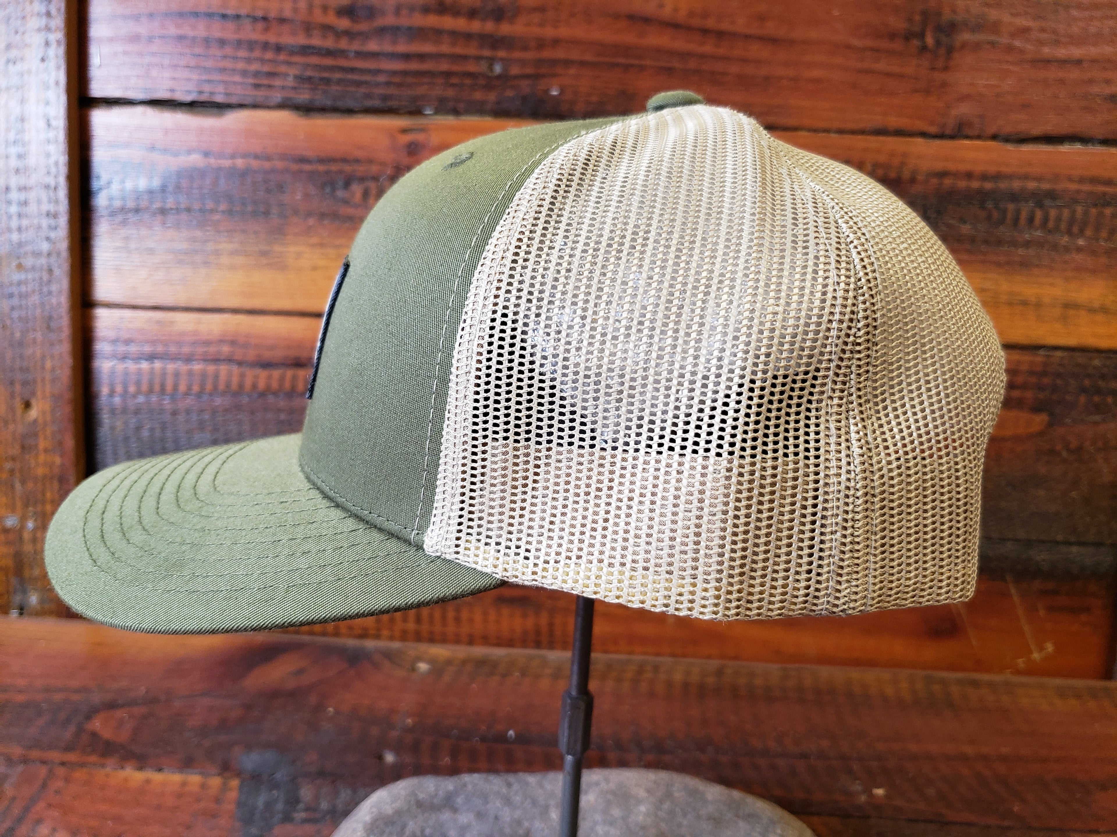 KEEP IT WILD Patch Meshback / Snapback MOSS/KHAKI