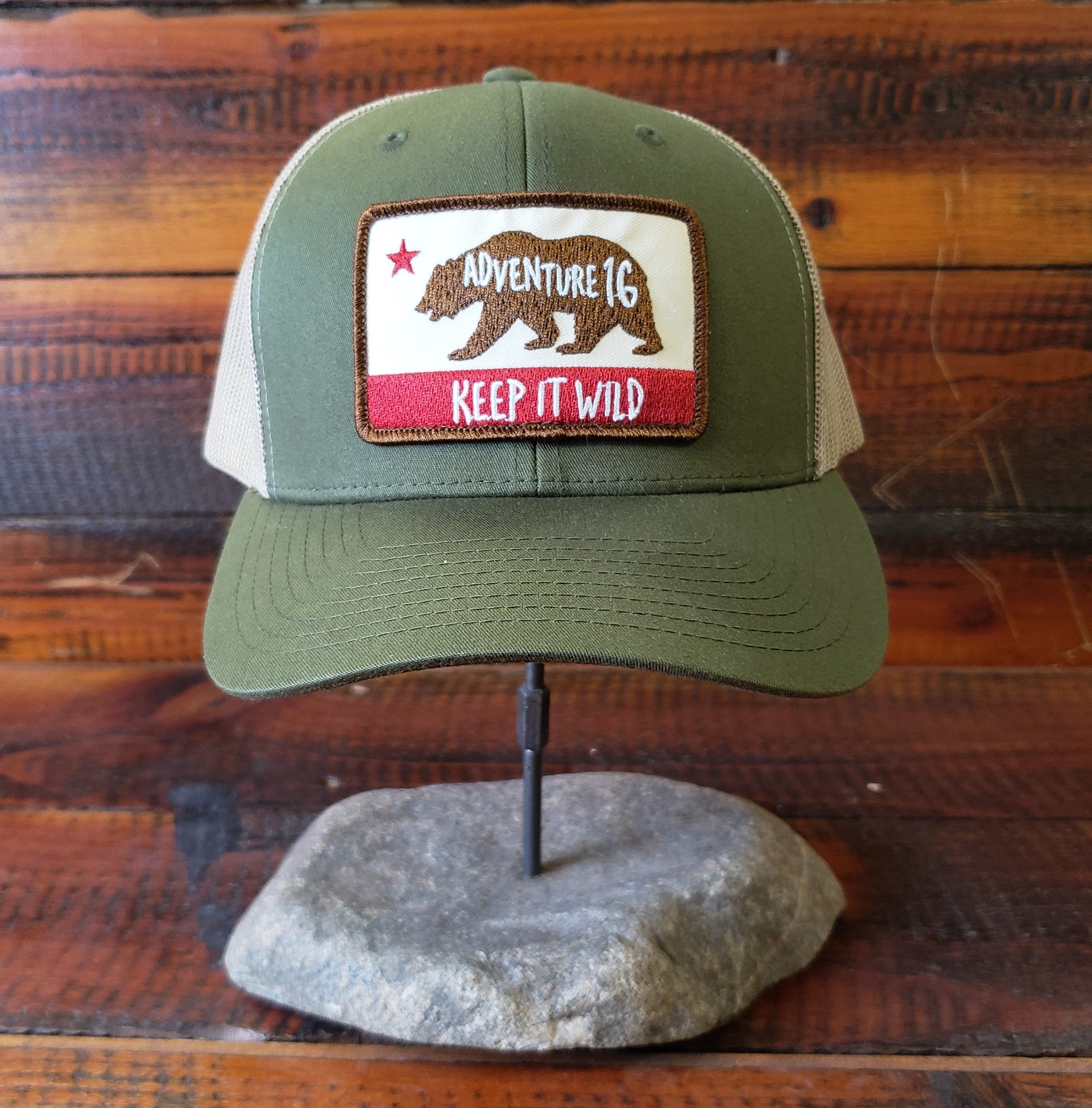KEEP IT WILD Patch Meshback / Snapback MOSS/KHAKI