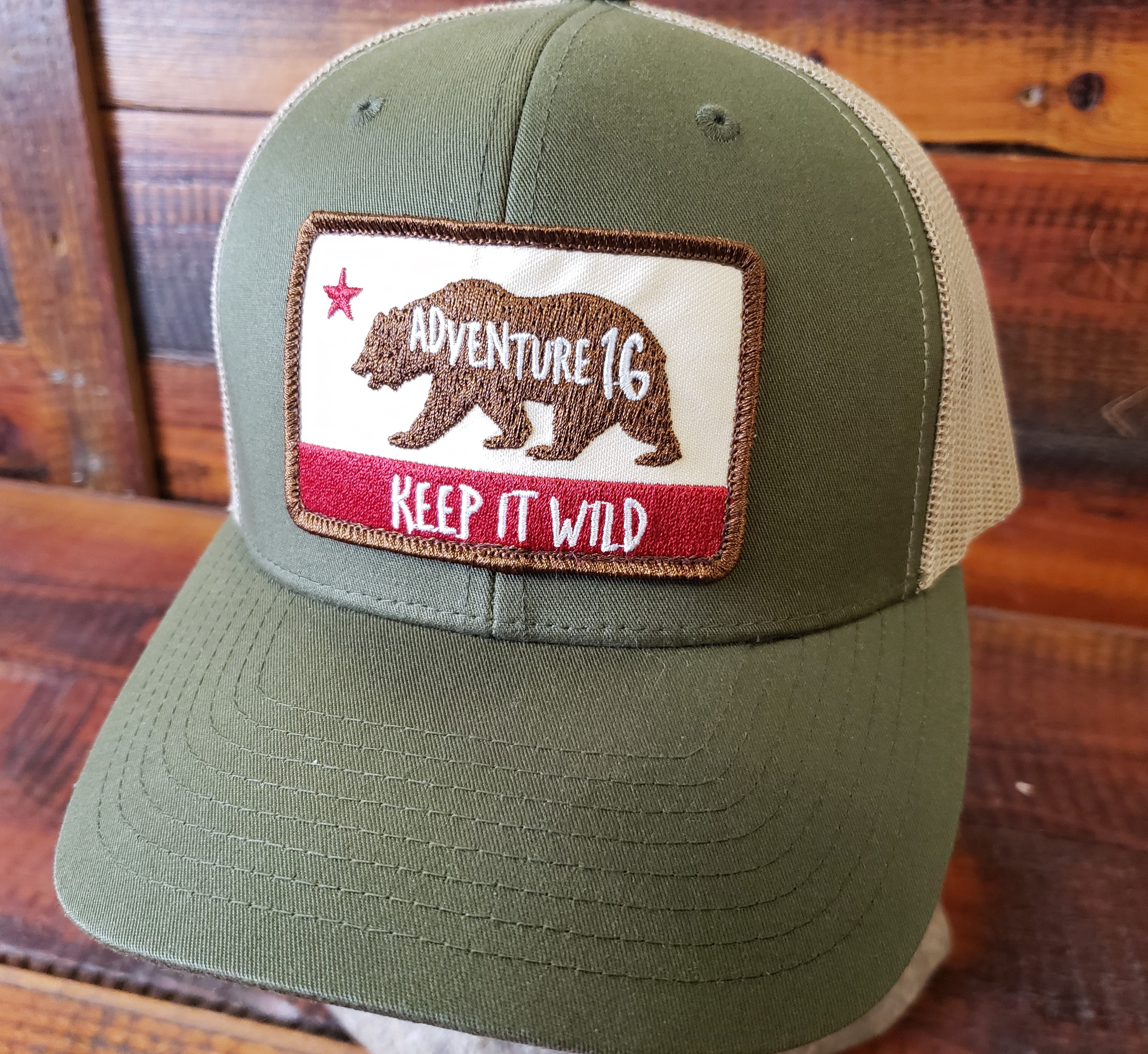 KEEP IT WILD Patch Meshback / Snapback MOSS/KHAKI